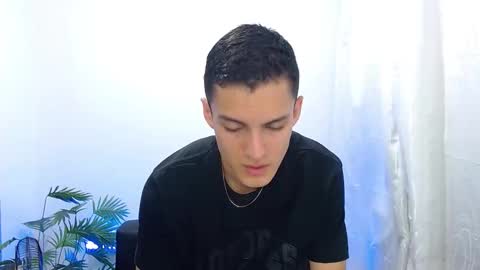 Snapshot of matiius18 chatting on September 2025 02:19:01 PM Matias online show from September 2025 02:19:01 PM