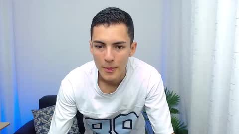 Snapshot of matiius18 chatting on October 2025 02:47:01 PM Matias online show from October 2025 02:47:01 PM