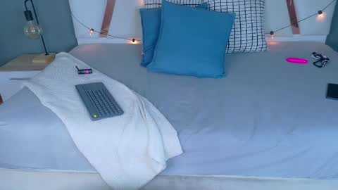 Snapshot of matildataylor__ chatting on May 2026 07:52:02 PM Matilda online show from May 2026 07:52:02 PM
