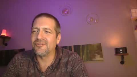 Snapshot of matrike1 chatting on February 2025 10:14:02 PM matrike1 online show from February 2025 10:14:02 PM