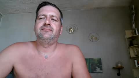 Snapshot of matrike1 chatting on June 2026 03:42:02 PM matrike1 online show from June 2026 03:42:02 PM