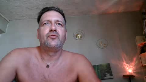 Snapshot of matrike1 chatting on July 2026 12:41:01 PM matrike1 online show from July 2026 12:41:01 PM