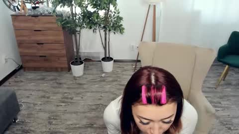 Kate online show from February 2026 08:35:02 AM