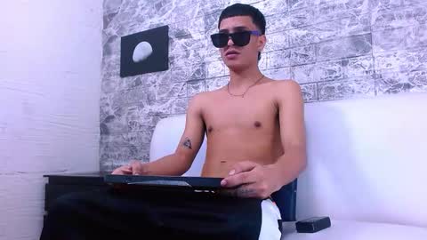 Matt Ruso online show from October 2025 06:19:02 PM