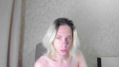 Snapshot of matt_spark chatting on November 2025 10:15:02 PM Matt online show from November 2025 10:15:02 PM