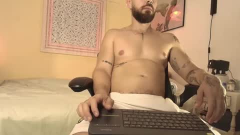 Snapshot of mattbrandon1 chatting on May 2026 11:20:01 PM Matt Brandon online show from May 2026 11:20:01 PM