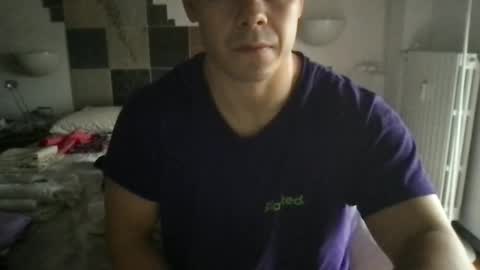 mattbull20 online show from October 2025 01:20:01 PM