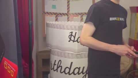 Snapshot of mattcashxxx chatting on February 2026 02:07:02 AM Matt Cash online show from February 2026 02:07:02 AM