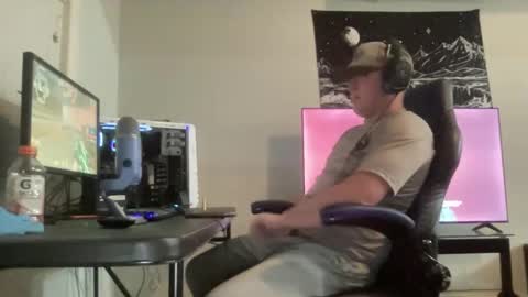 MattDawg13 online show from May 2026 03:34:01 AM