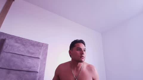 Snapshot of matteo_hott chatting on June 2026 08:10:02 PM matteo_hott online show from June 2026 08:10:02 PM
