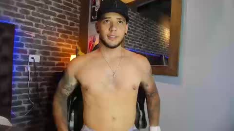 Snapshot of matteosantino chatting on September 2025 09:17:02 PM matteosantino online show from September 2025 09:17:02 PM