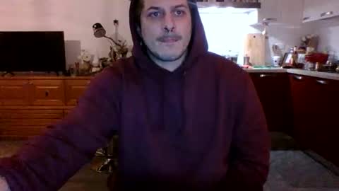 Snapshot of matteushh87 chatting on January 2025 05:00:02 PM matteushh87 online show from January 2025 05:00:02 PM