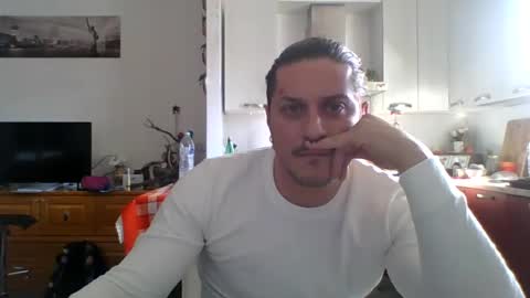 Snapshot of matteushh87 chatting on February 2025 02:32:02 PM matteushh87 online show from February 2025 02:32:02 PM