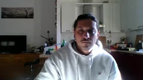 Snapshot of matteushh87 chatting on February 2025 09:58:01 AM matteushh87 online show from February 2025 09:58:01 AM