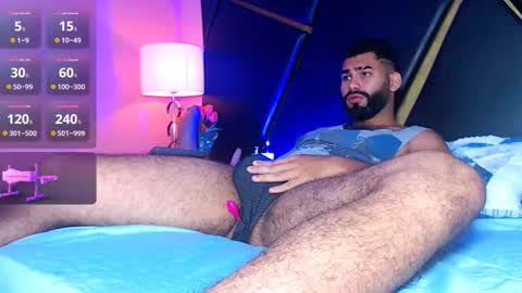 Mattew online show from October 2025 01:52:02 PM