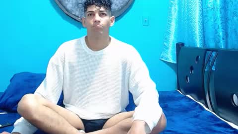 matthew_hawk19 online show from February 2025 07:13:01 PM