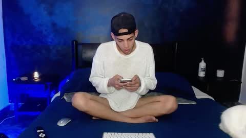 matthew_hawk19 online show from February 2026 12:31:01 PM