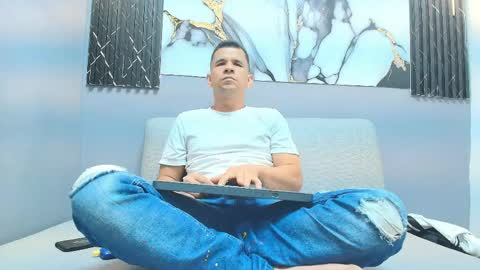 Matthew online show from May 2026 07:20:01 PM