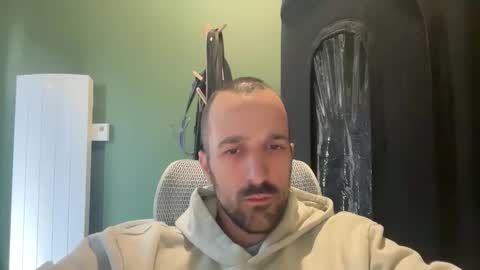 Snapshot of matthias24 chatting on June 2026 12:43:01 PM M online show from June 2026 12:43:01 PM