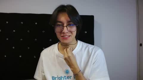 Snapshot of matti_mendez_ chatting on July 2026 03:40:02 PM Matti Mendez online show from July 2026 03:40:02 PM