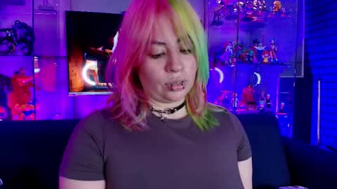 Snapshot of matti_sofia chatting on February 2026 11:05:02 AM TATIANA AND ROUS online show from February 2026 11:05:02 AM