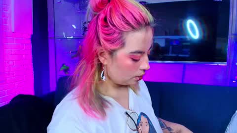 Snapshot of matti_sofia chatting on March 2026 11:04:01 AM TATIANA AND ROUS online show from March 2026 11:04:01 AM