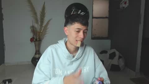 mattias     online show from January 2025 06:14:01 PM