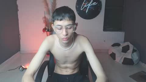 mattias     online show from January 2025 05:10:02 AM