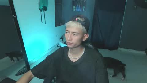 mattias     online show from March 2025 02:34:01 AM