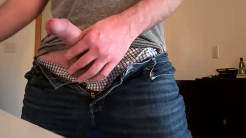 Snapshot of mattiufr chatting on December 2024 09:16:01 PM Matt online show from December 2024 09:16:01 PM