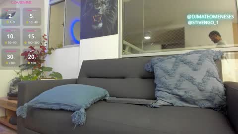 Snapshot of mattmeness chatting on November 2025 09:20:01 AM MattMeness online show from November 2025 09:20:01 AM