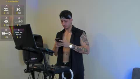 Snapshot of mattsaill_ chatting on September 2025 02:02:02 AM mattsaill_ online show from September 2025 02:02:02 AM