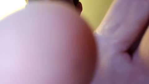 Snapshot of mattsnicecock chatting on December 2024 10:29:01 PM mattsnicecock online show from December 2024 10:29:01 PM