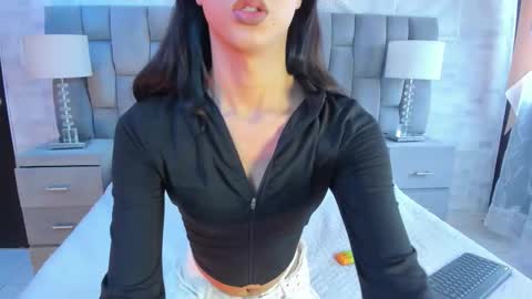 Snapshot of mattthompsonn chatting on November 2025 09:15:02 PM Matt online show from November 2025 09:15:02 PM