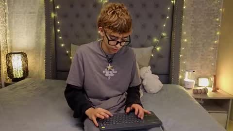 matty_spark online show from January 2026 01:04:02 PM