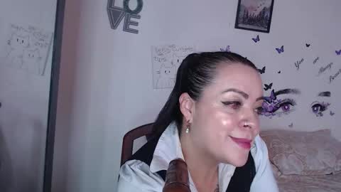 Mature liaa online show from March 2026 04:55:01 PM