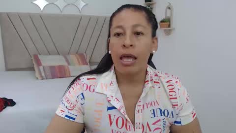 Martina online show from April 2026 09:27:01 PM