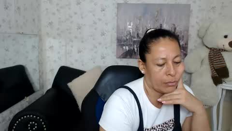 Martina online show from June 2026 10:35:01 PM