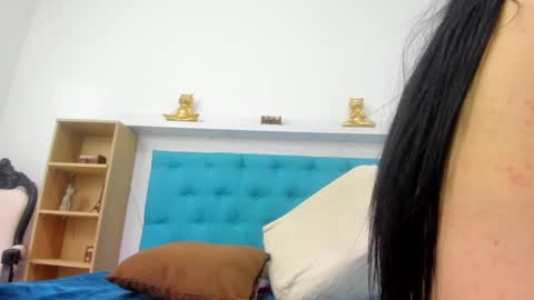 Snapshot of mature_sexylove chatting on January 2025 05:33:02 AM mature_sexylove online show from January 2025 05:33:02 AM