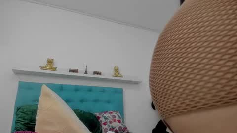 Snapshot of mature_sexylove chatting on February 2025 05:30:02 AM mature_sexylove online show from February 2025 05:30:02 AM
