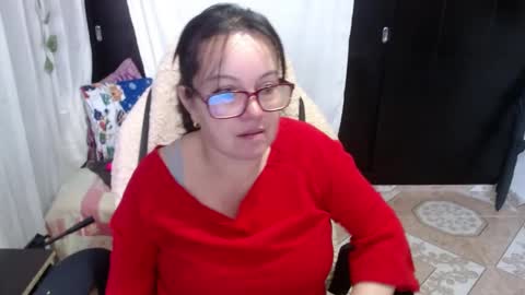 Snapshot of mature_wolf chatting on December 2024 02:27:01 PM Sonia online show from December 2024 02:27:01 PM