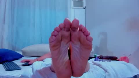 Snapshot of maturealicia chatting on November 2025 07:31:02 AM Alicia STREAMING SCHEDULE 1400 - 2130 GMT-5 online show from November 2025 07:31:02 AM