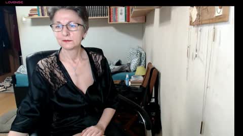Snapshot of maturekate chatting on September 2025 06:25:02 AM maturekate online show from September 2025 06:25:02 AM