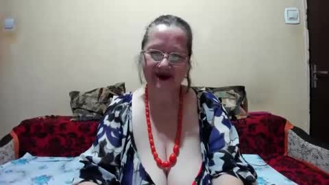 Snapshot of maturemilf chatting on March 2025 10:24:01 AM maturemilf online show from March 2025 10:24:01 AM