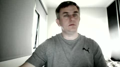 Snapshot of matureontheedge chatting on May 2026 12:00:02 PM matureontheedge online show from May 2026 12:00:02 PM
