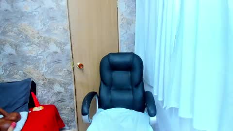 maturepure_ online show from April 2026 10:38:01 PM