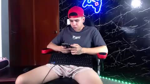 Matias online show from December 2024 03:45:02 PM