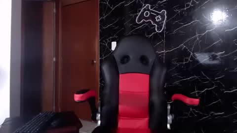 Matias online show from January 2025 11:54:01 AM