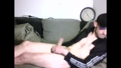 matzestr95 online show from December 2025 03:56:02 AM