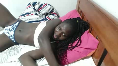 Snapshot of maui_001 chatting on September 2025 08:43:02 PM moh online show from September 2025 08:43:02 PM